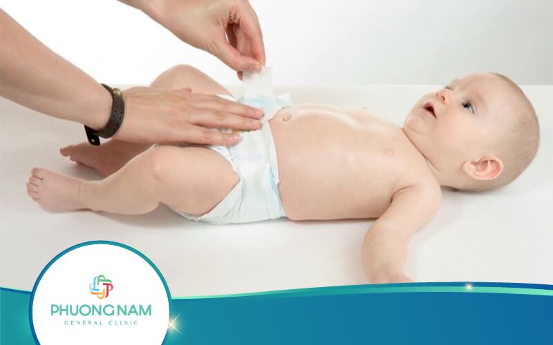 Trẻ Đi Ngoài Ra Nước Nguyên Nhân Do Đâu?