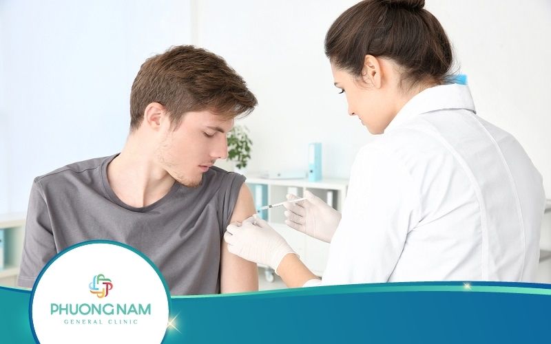 Bác Sĩ Khuyến Cáo Nam Giới Cần Tiêm Phòng Gì?
