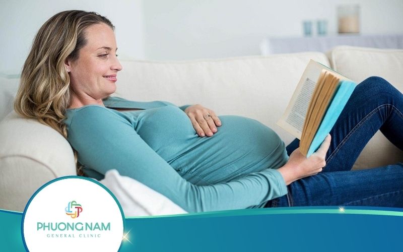 [Phải Biết] Bà Bầu Nên Đọc Sách Gì Cho Thai Nhi Nghe?