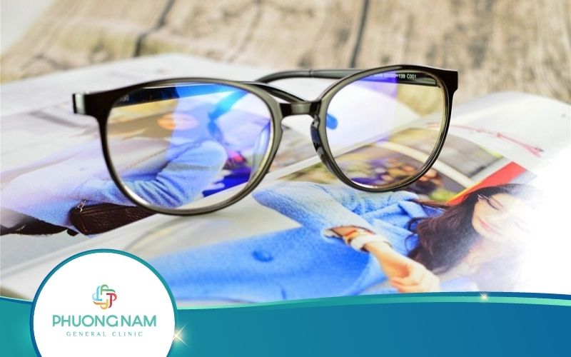 [Giải Đáp] Cắt Mắt Kính Không Độ Bao Nhiêu Tiền?