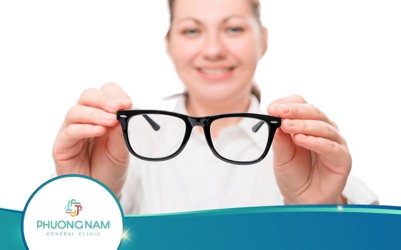 Kính Cận 1.5 Độ Bao Nhiêu Tiền? Nên Cắt Kính Cận Ở Đâu?