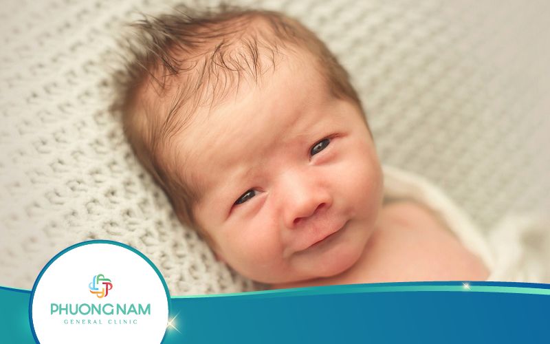 Trẻ Bị Méo Đầu Lớn Lên Có Hết Không? Có Nguy Hiểm Không?