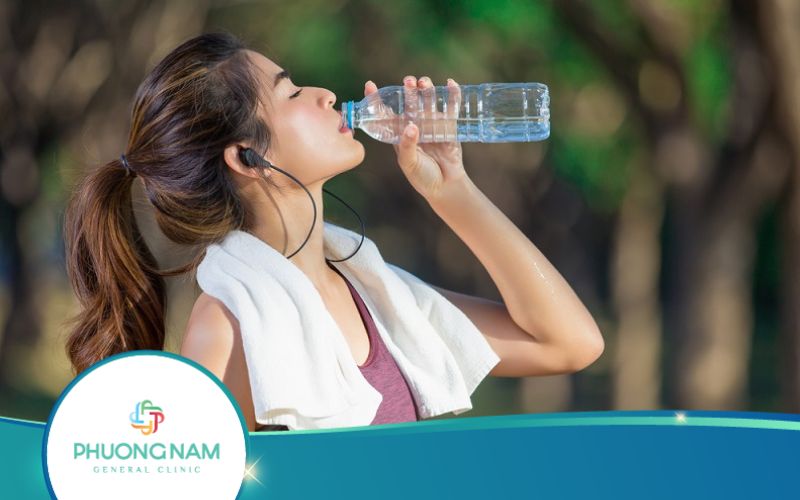 Vì Sao Uống Thuốc Giảm Cân Phải Uống Nhiều Nước?