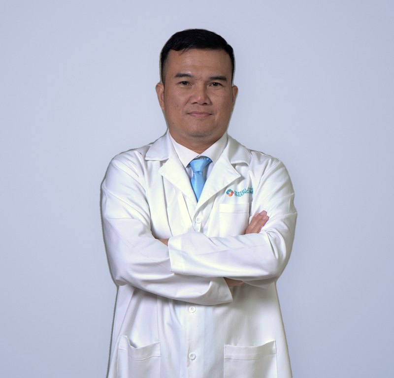 Bác sĩ Hà Trung Thái
